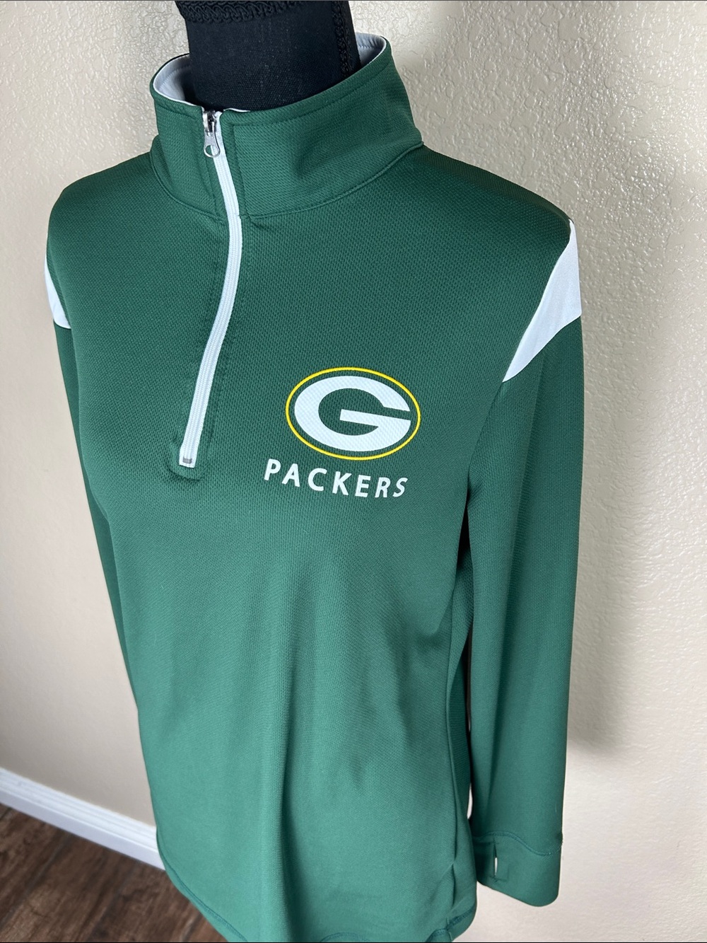 NFL Green Bay Packers Women's Green Quarter-Zip Pullover with White Accents - Picture 2 of 4